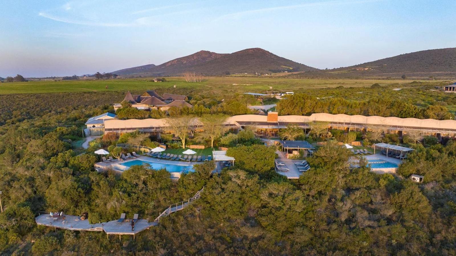 Garden Route Game Lodge Albertinia Exterior photo